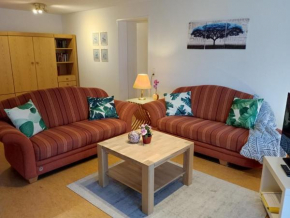 Exklusive Lage - Wohnung mit schönem Garten - Hämmerle Yellow